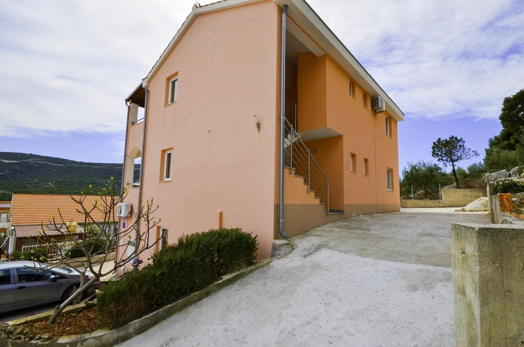 Apartments Iva Marina Zewnętrze zdjęcie