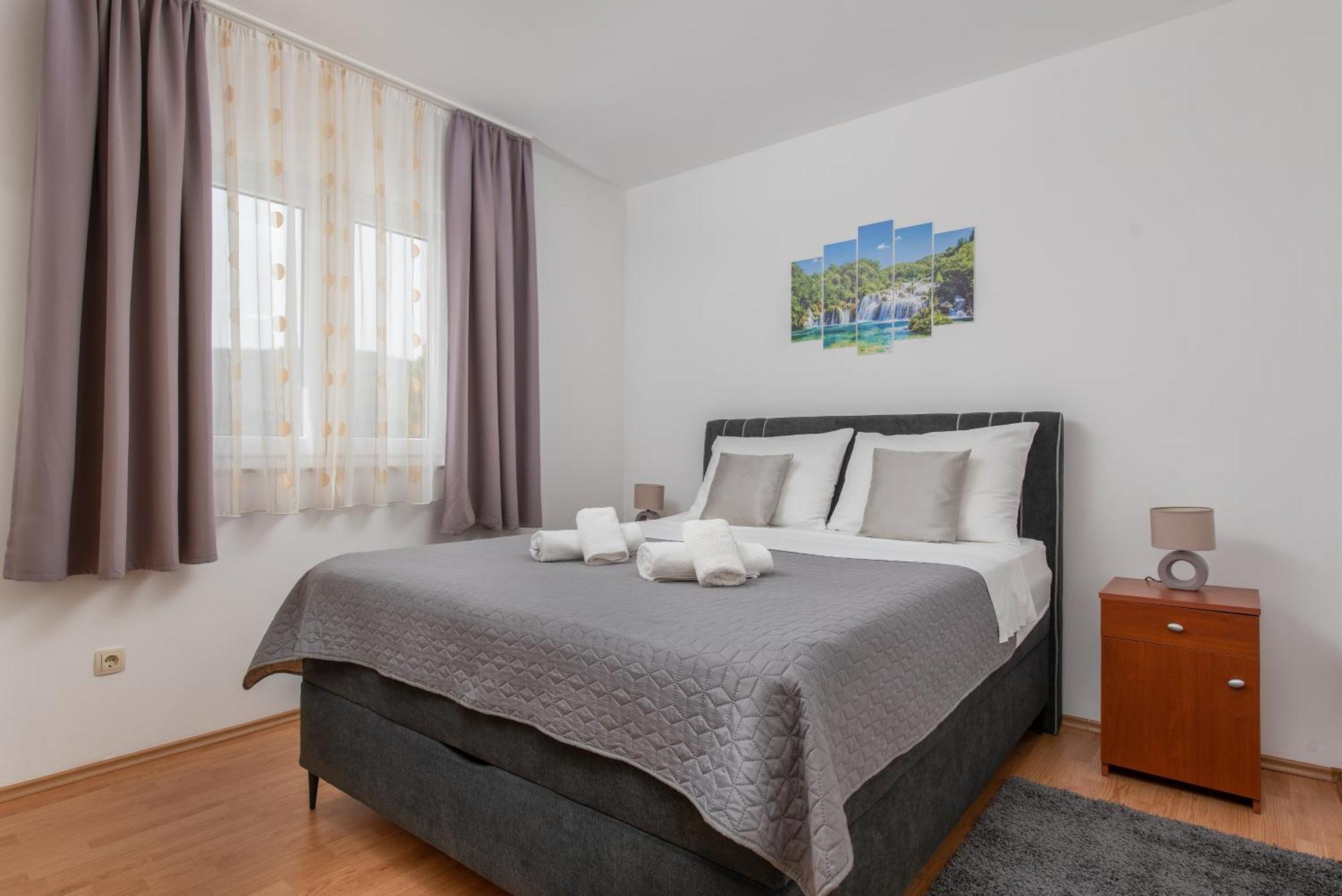 Apartments Iva Marina Zewnętrze zdjęcie
