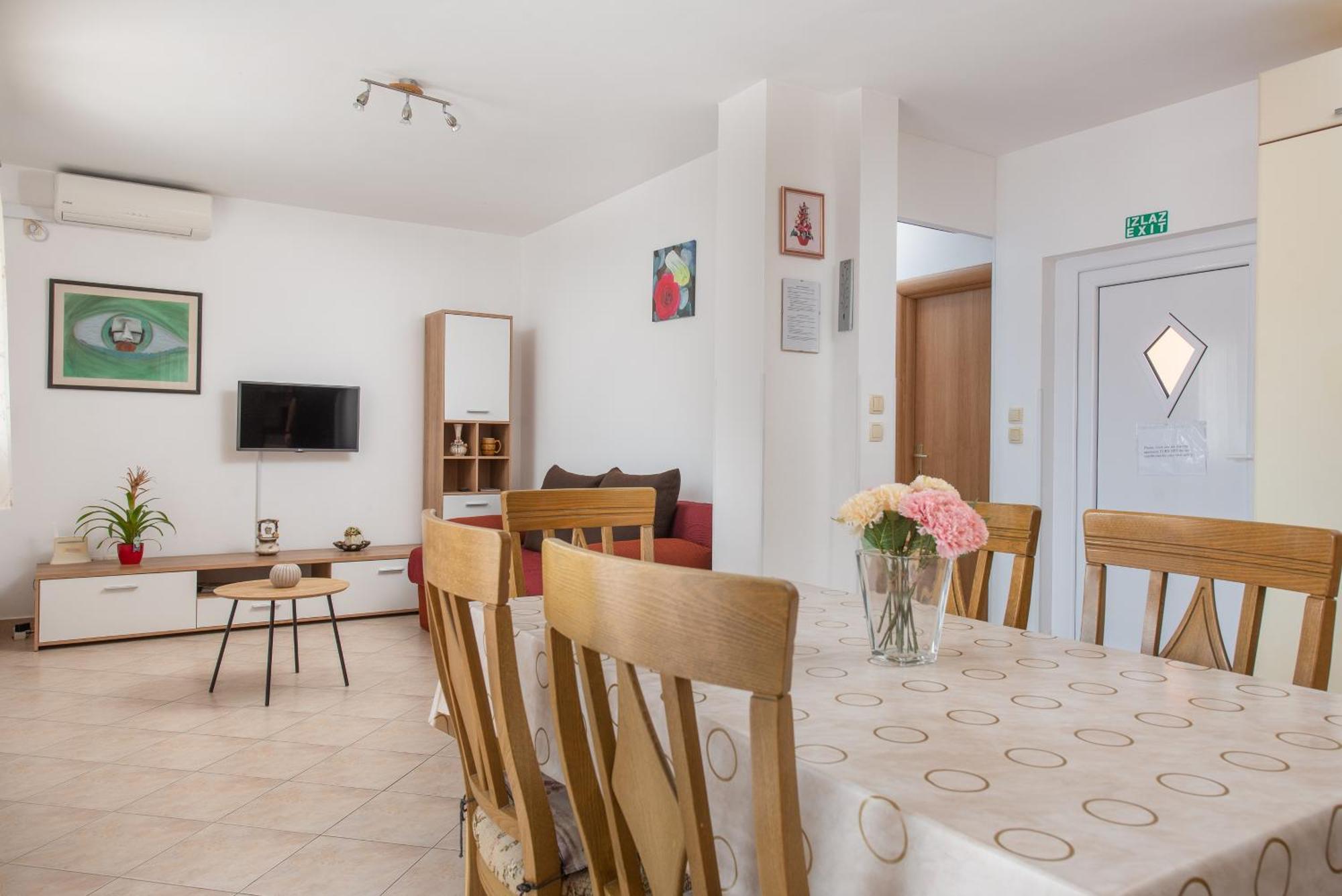 Apartments Iva Marina Zewnętrze zdjęcie