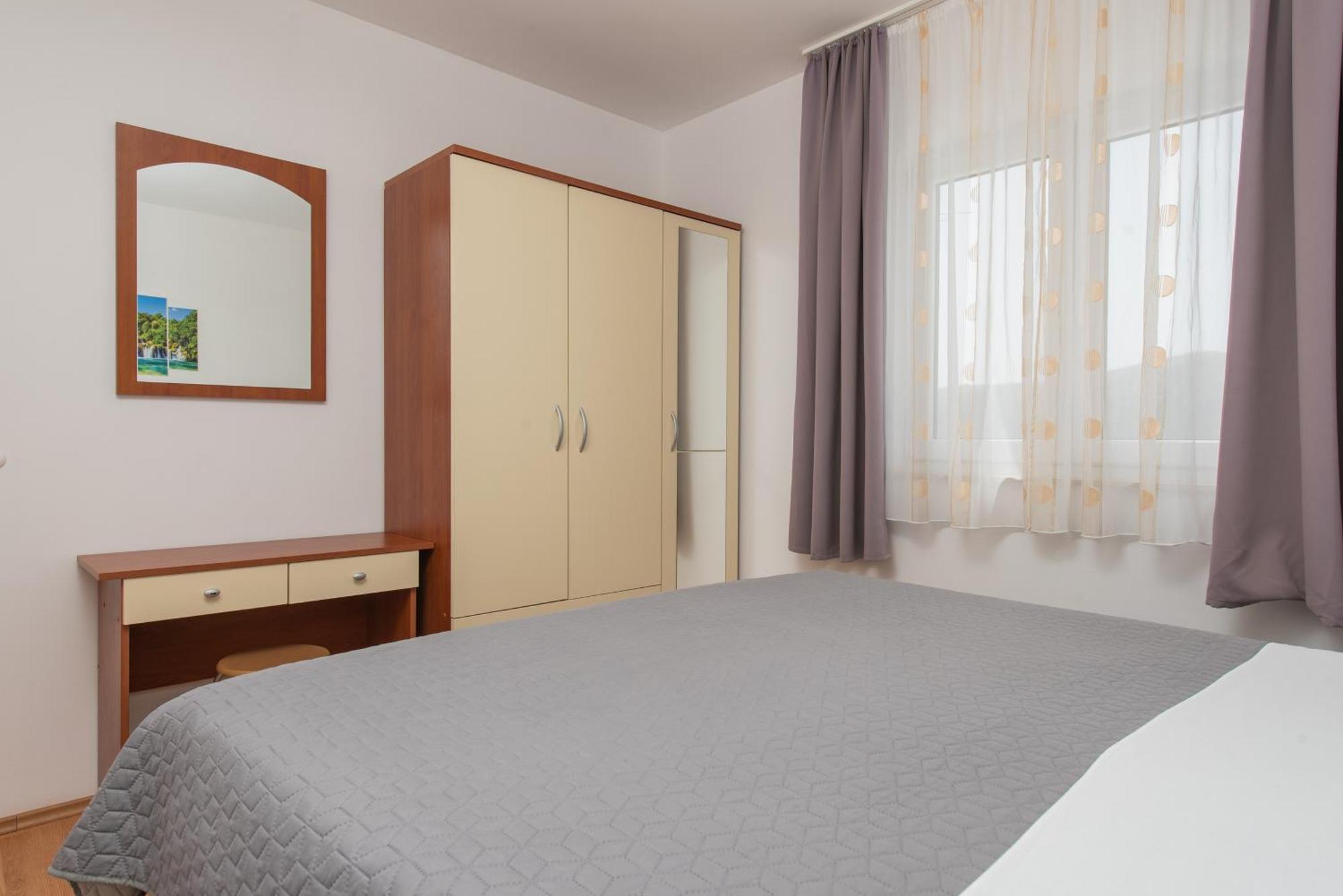 Apartments Iva Marina Zewnętrze zdjęcie