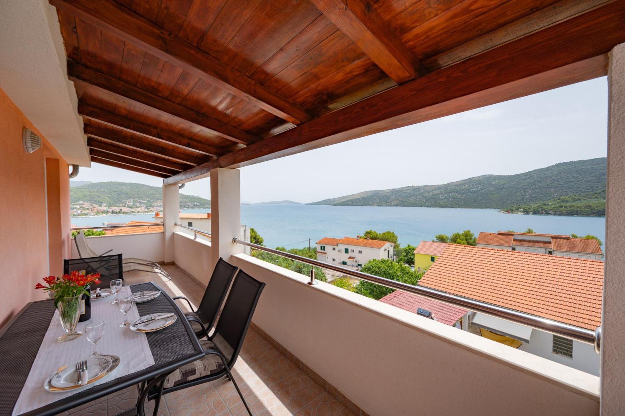 Apartments Iva Marina Zewnętrze zdjęcie